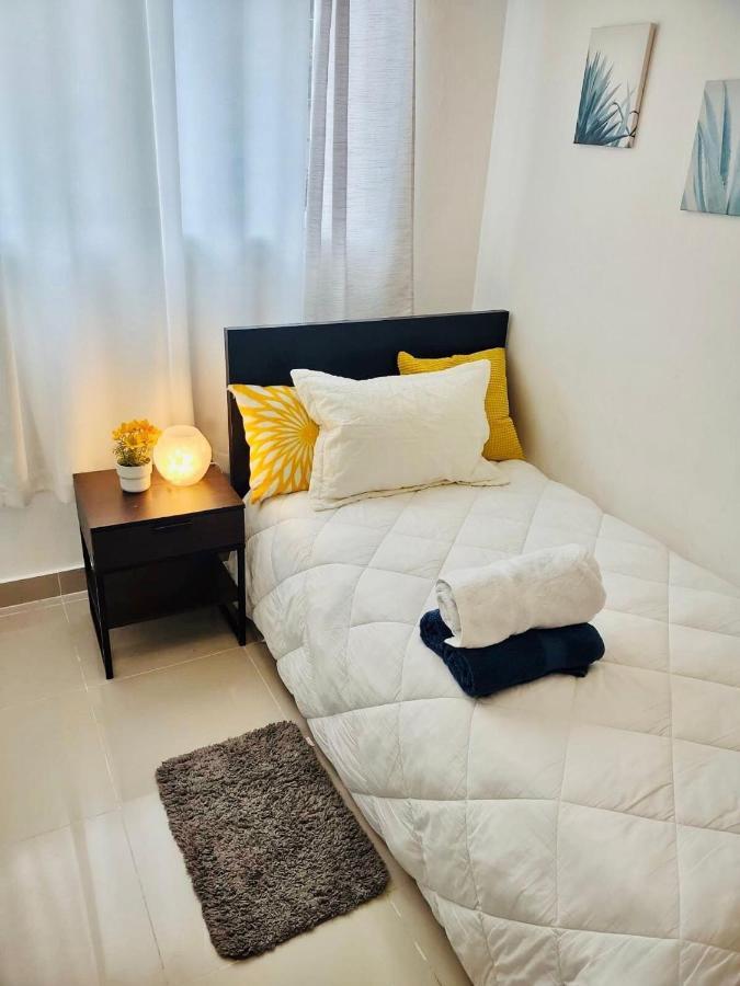 Comodas 3 Hab Con Piscina, Wifi 1Er Nivel 산티아고 데 로스 카바예로스 외부 사진