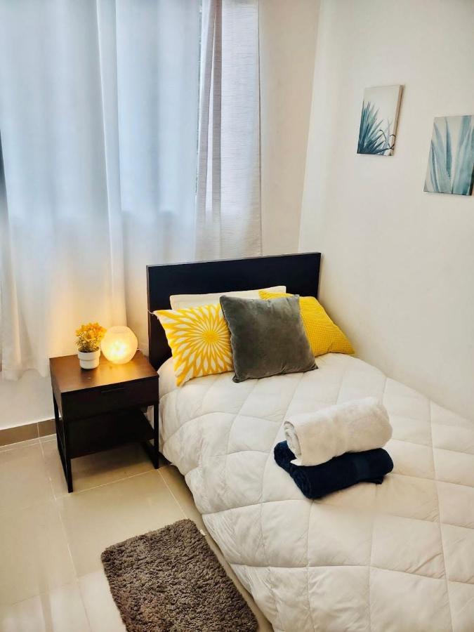 Comodas 3 Hab Con Piscina, Wifi 1Er Nivel 산티아고 데 로스 카바예로스 외부 사진